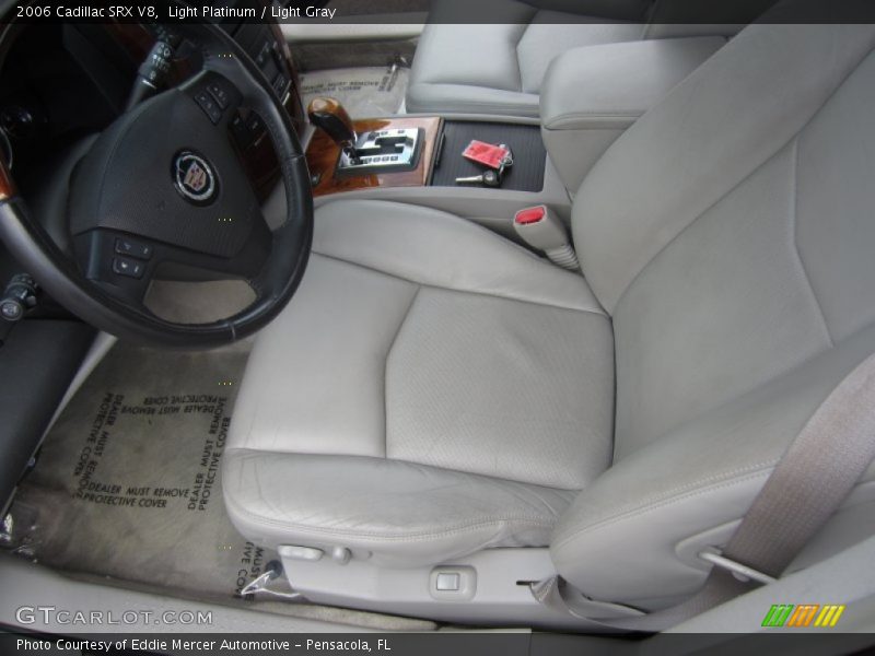 Light Platinum / Light Gray 2006 Cadillac SRX V8