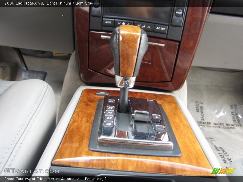 Light Platinum / Light Gray 2006 Cadillac SRX V8
