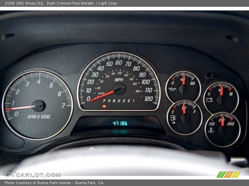 Dark Crimson Red Metallic / Light Gray 2008 GMC Envoy SLE