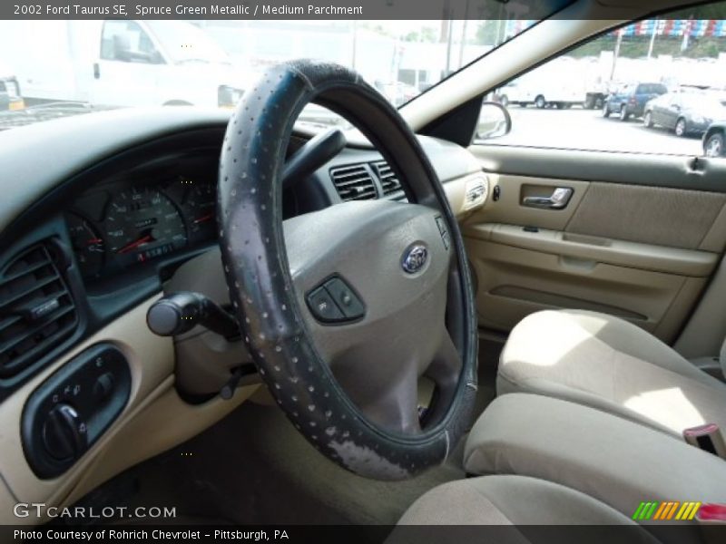 Spruce Green Metallic / Medium Parchment 2002 Ford Taurus SE