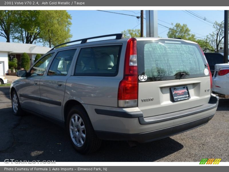 Ash Gold Metallic / Taupe 2001 Volvo V70 2.4