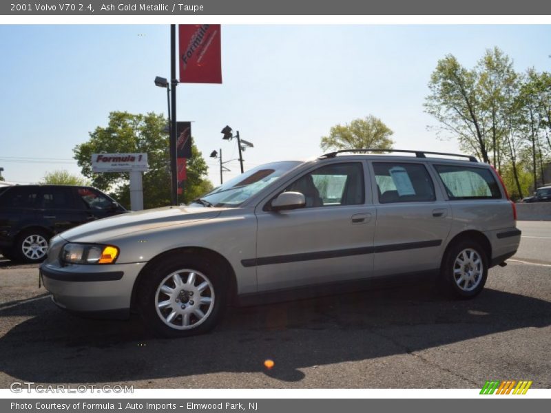 Ash Gold Metallic / Taupe 2001 Volvo V70 2.4