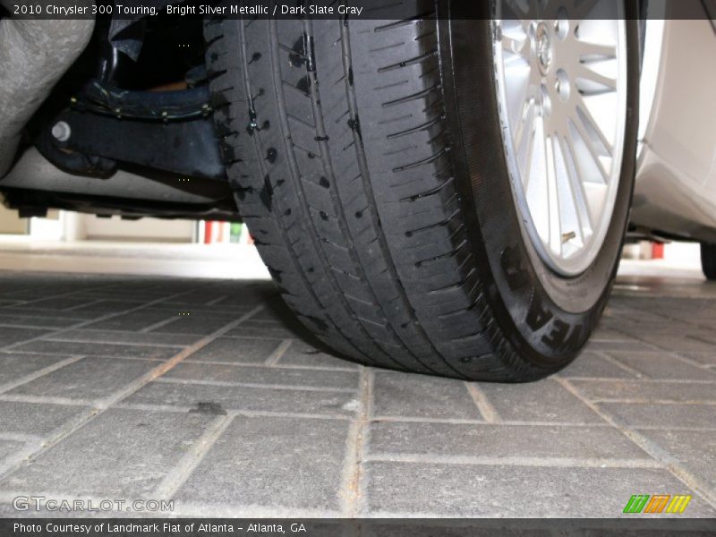 Bright Silver Metallic / Dark Slate Gray 2010 Chrysler 300 Touring