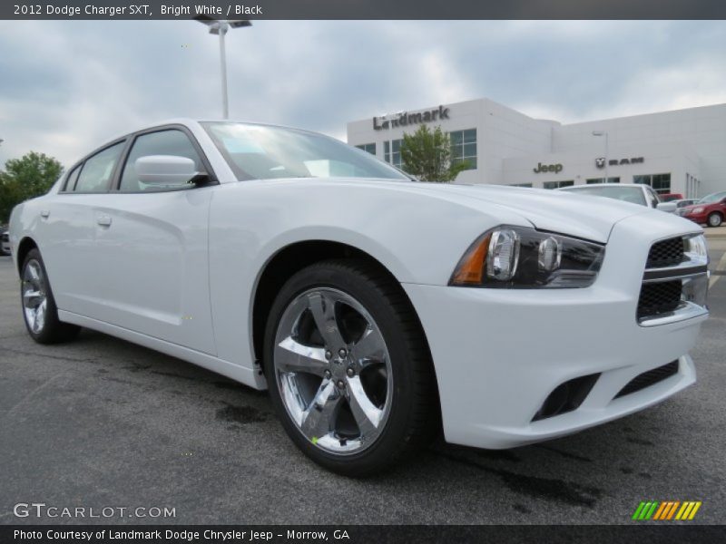 Bright White / Black 2012 Dodge Charger SXT