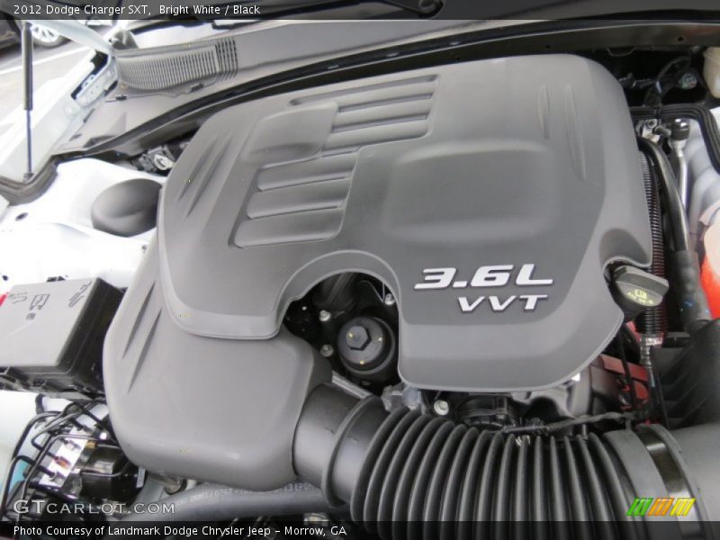 Bright White / Black 2012 Dodge Charger SXT