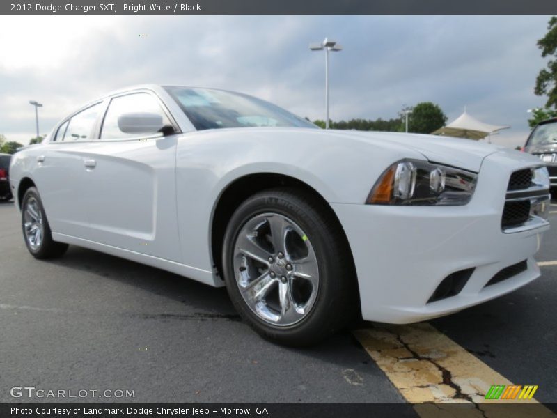 Bright White / Black 2012 Dodge Charger SXT