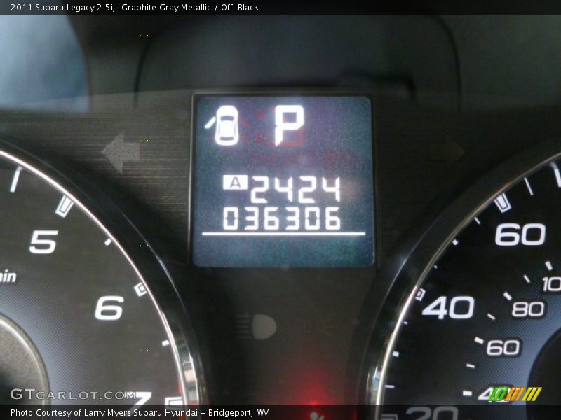 Graphite Gray Metallic / Off-Black 2011 Subaru Legacy 2.5i