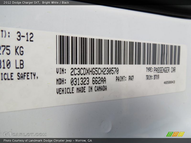 Bright White / Black 2012 Dodge Charger SXT