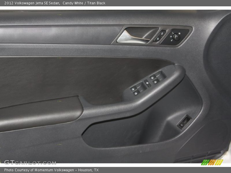 Candy White / Titan Black 2012 Volkswagen Jetta SE Sedan