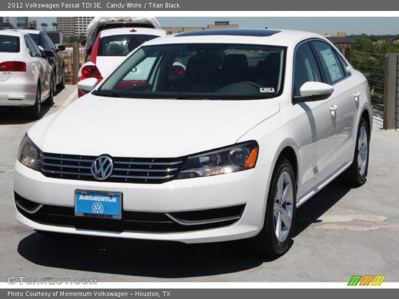 Candy White / Titan Black 2012 Volkswagen Passat TDI SE