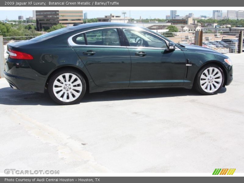 Botanical Green Metallic / Barley/Truffle 2009 Jaguar XF Luxury