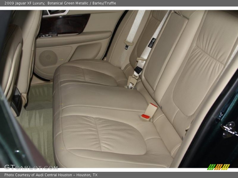 Botanical Green Metallic / Barley/Truffle 2009 Jaguar XF Luxury