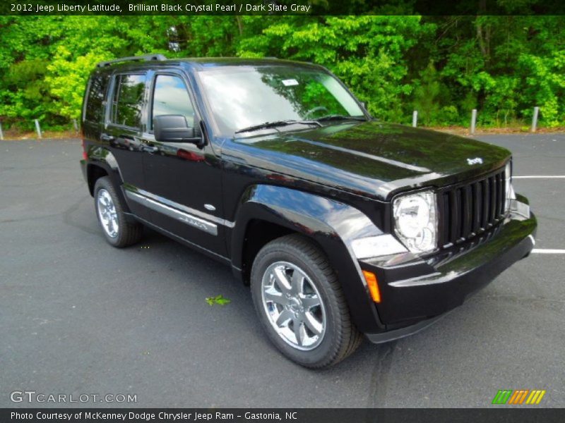 Brilliant Black Crystal Pearl / Dark Slate Gray 2012 Jeep Liberty Latitude