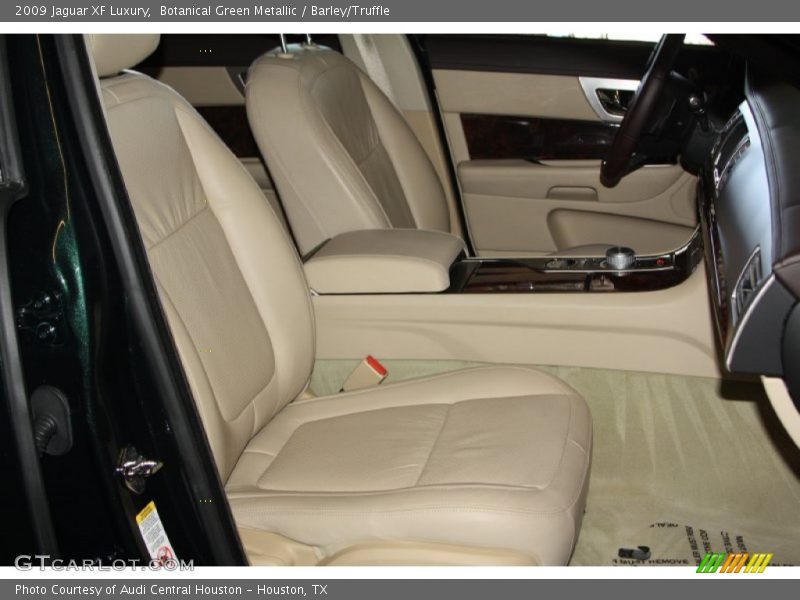 Botanical Green Metallic / Barley/Truffle 2009 Jaguar XF Luxury