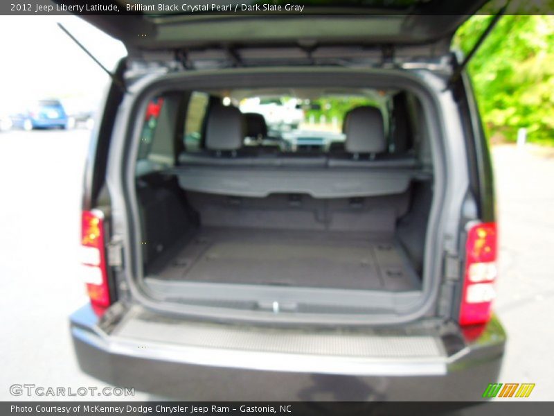 Brilliant Black Crystal Pearl / Dark Slate Gray 2012 Jeep Liberty Latitude