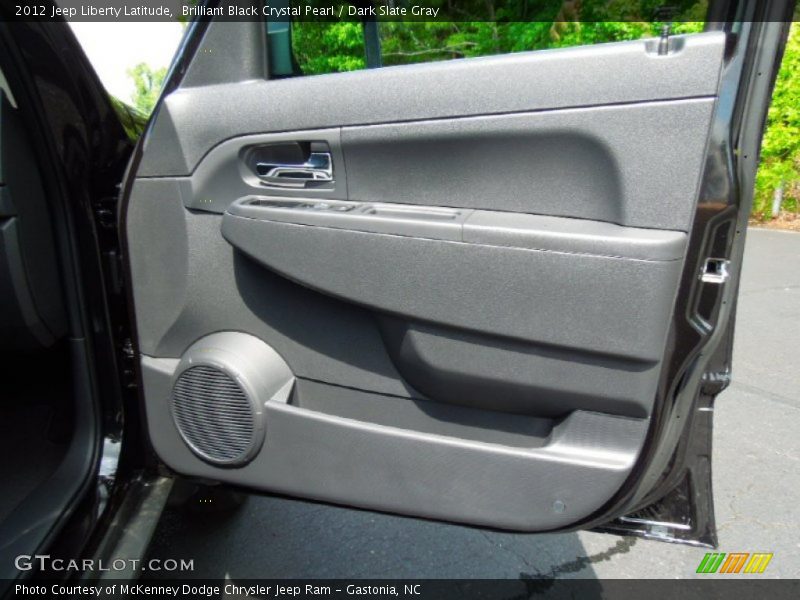 Brilliant Black Crystal Pearl / Dark Slate Gray 2012 Jeep Liberty Latitude