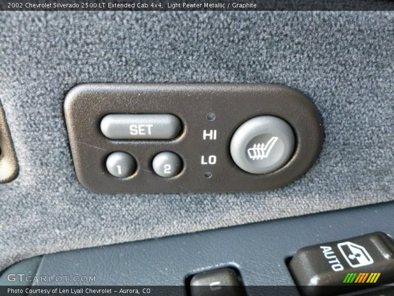Light Pewter Metallic / Graphite 2002 Chevrolet Silverado 2500 LT Extended Cab 4x4