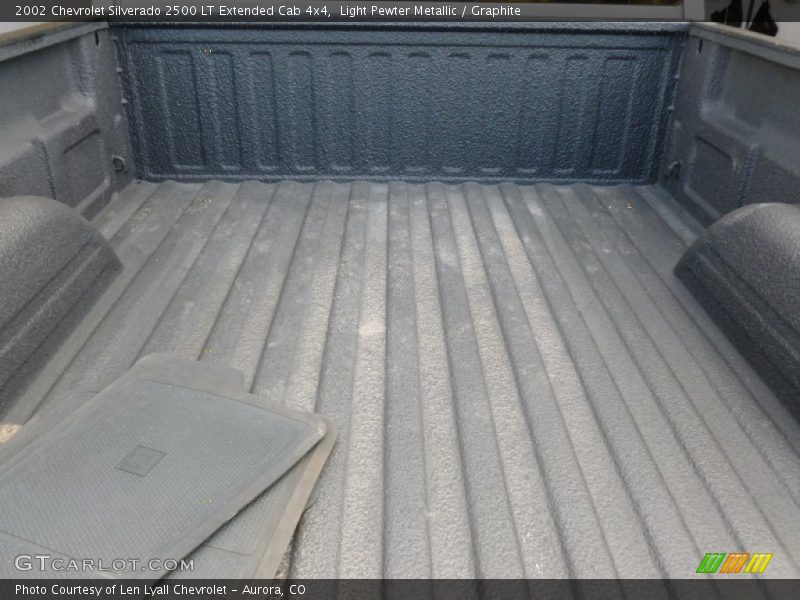 Light Pewter Metallic / Graphite 2002 Chevrolet Silverado 2500 LT Extended Cab 4x4