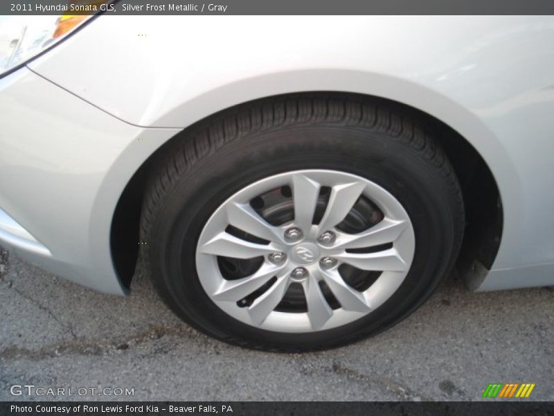 Silver Frost Metallic / Gray 2011 Hyundai Sonata GLS