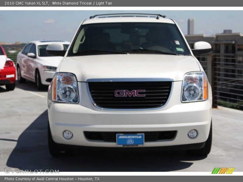 White Diamond Tricoat / Light Tan 2010 GMC Yukon XL SLT