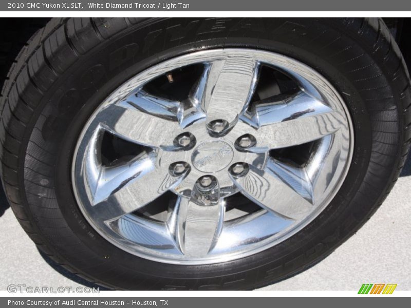 White Diamond Tricoat / Light Tan 2010 GMC Yukon XL SLT