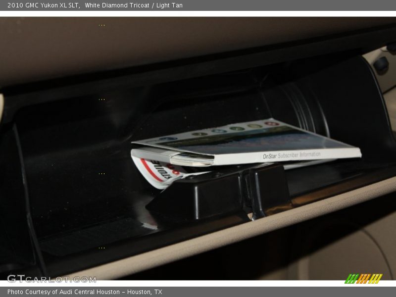 White Diamond Tricoat / Light Tan 2010 GMC Yukon XL SLT