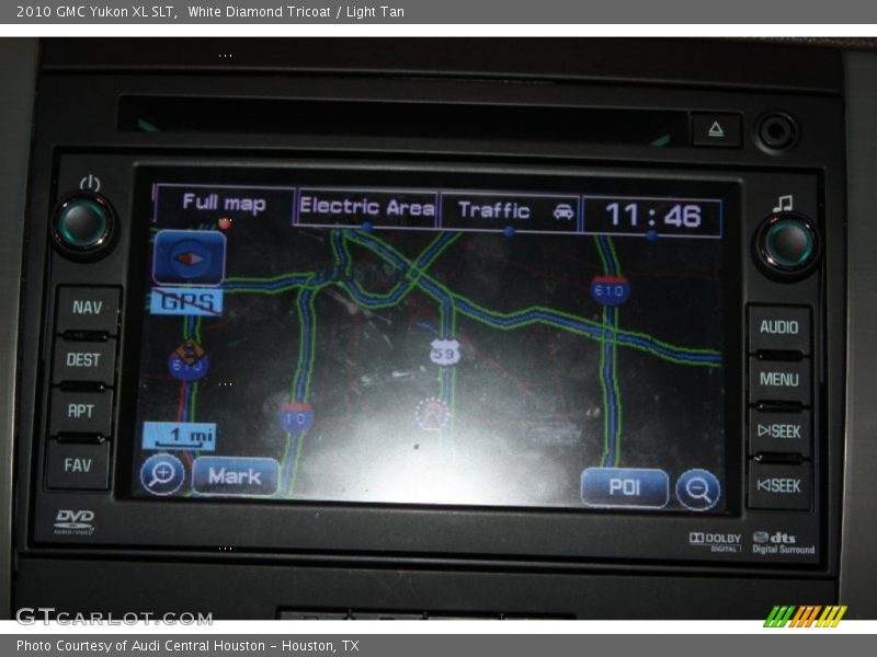 White Diamond Tricoat / Light Tan 2010 GMC Yukon XL SLT