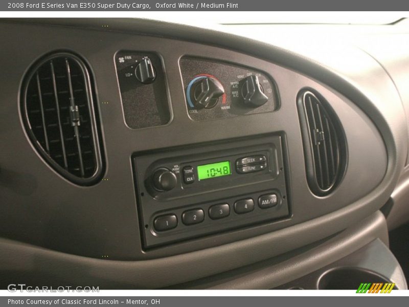 Controls of 2008 E Series Van E350 Super Duty Cargo