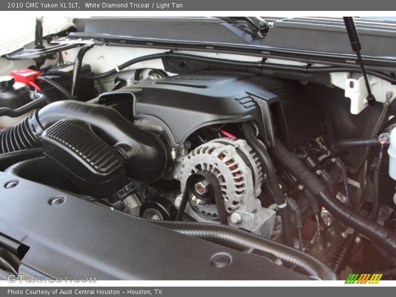 White Diamond Tricoat / Light Tan 2010 GMC Yukon XL SLT