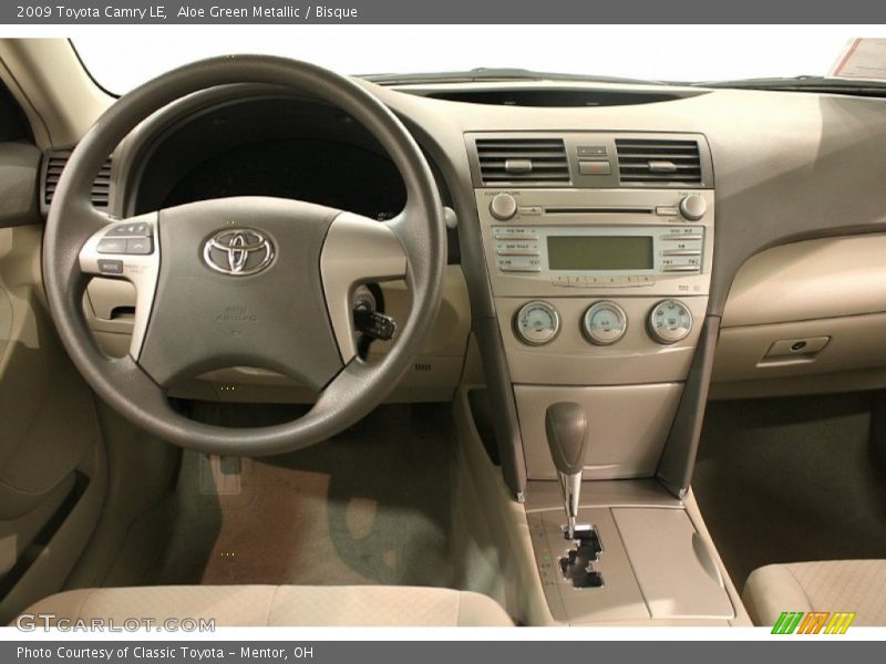Aloe Green Metallic / Bisque 2009 Toyota Camry LE