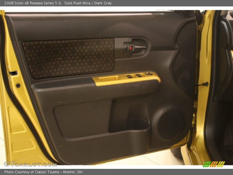 Door Panel of 2008 xB Release Series 5.0