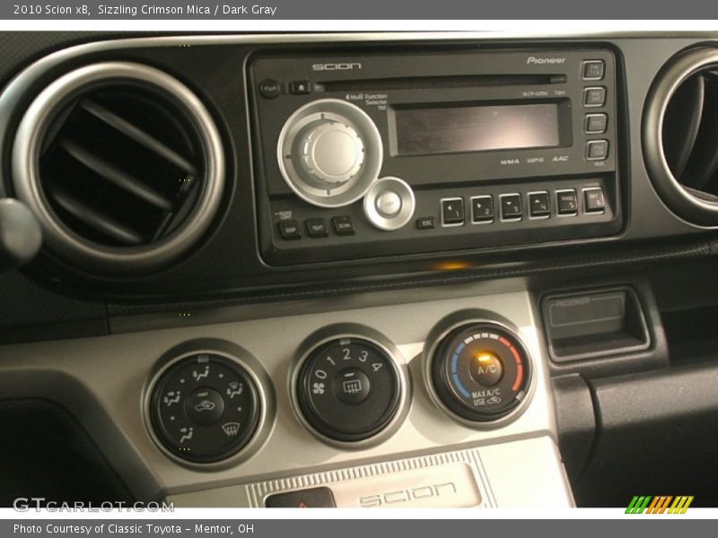 Sizzling Crimson Mica / Dark Gray 2010 Scion xB