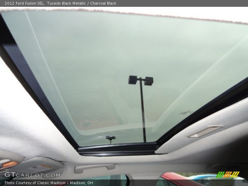 Tuxedo Black Metallic / Charcoal Black 2012 Ford Fusion SEL