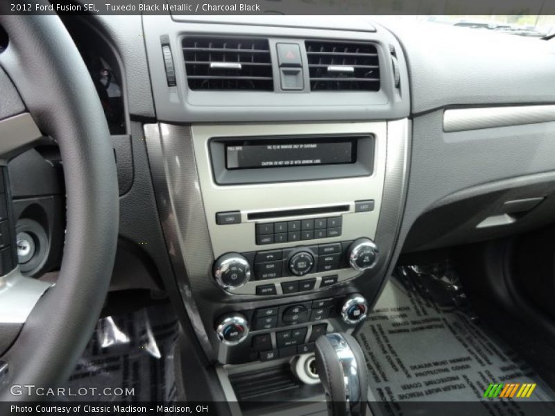 Tuxedo Black Metallic / Charcoal Black 2012 Ford Fusion SEL