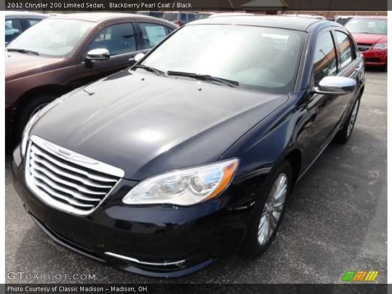 Blackberry Pearl Coat / Black 2012 Chrysler 200 Limited Sedan