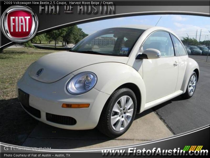 Harvest Moon Beige / Cream 2009 Volkswagen New Beetle 2.5 Coupe