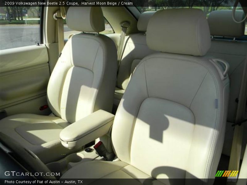 Harvest Moon Beige / Cream 2009 Volkswagen New Beetle 2.5 Coupe