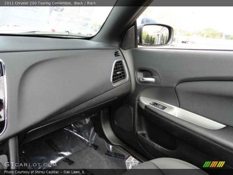 Black / Black 2011 Chrysler 200 Touring Convertible
