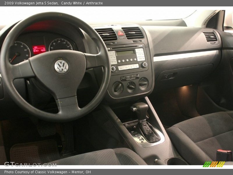 Candy White / Anthracite 2009 Volkswagen Jetta S Sedan
