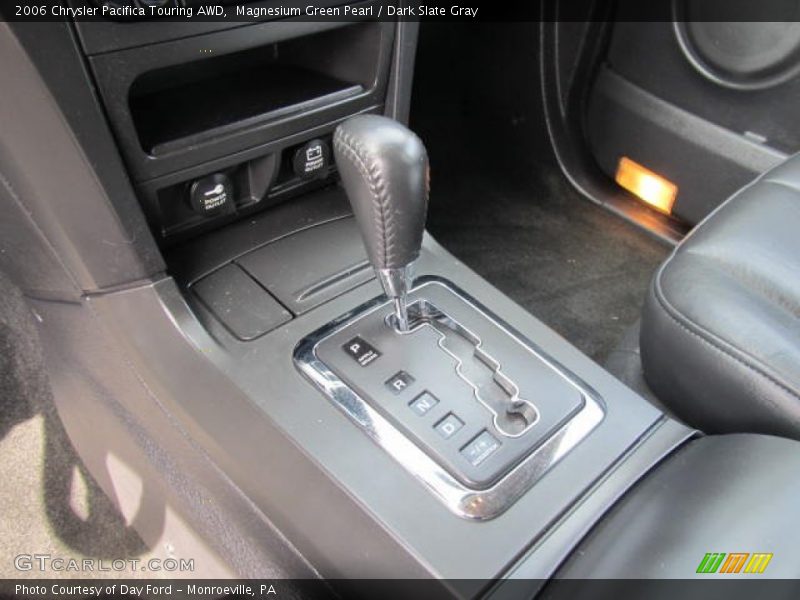 Magnesium Green Pearl / Dark Slate Gray 2006 Chrysler Pacifica Touring AWD