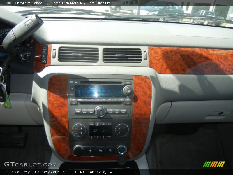 Silver Birch Metallic / Light Titanium 2009 Chevrolet Tahoe LT