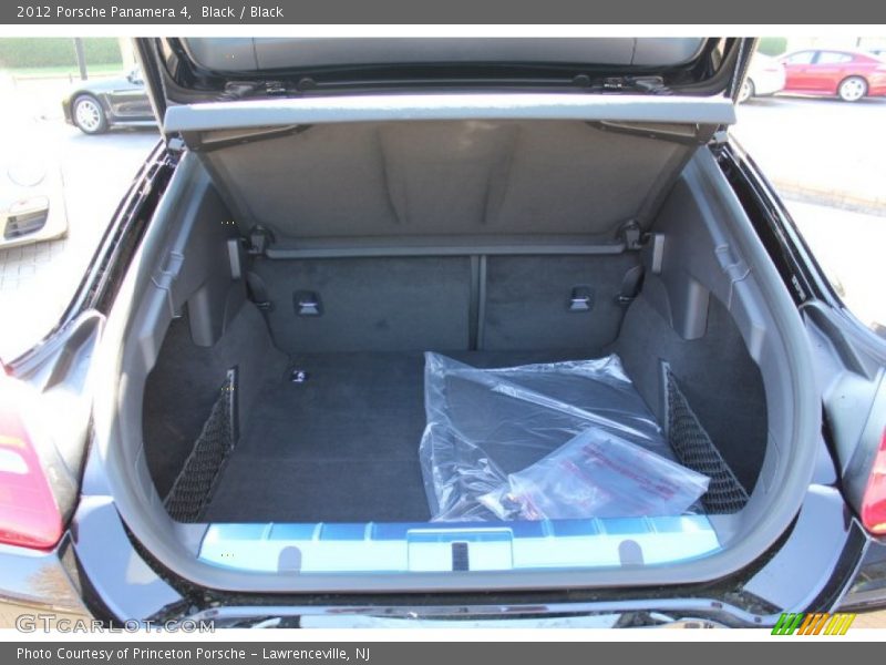 Black / Black 2012 Porsche Panamera 4