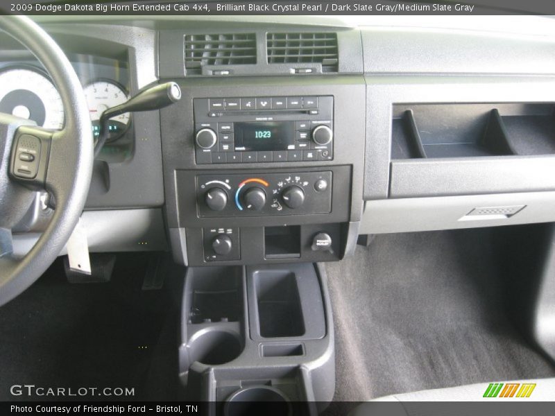 Brilliant Black Crystal Pearl / Dark Slate Gray/Medium Slate Gray 2009 Dodge Dakota Big Horn Extended Cab 4x4