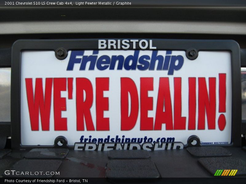 Light Pewter Metallic / Graphite 2001 Chevrolet S10 LS Crew Cab 4x4