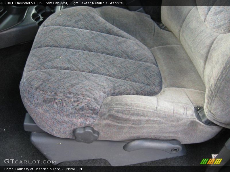 Light Pewter Metallic / Graphite 2001 Chevrolet S10 LS Crew Cab 4x4