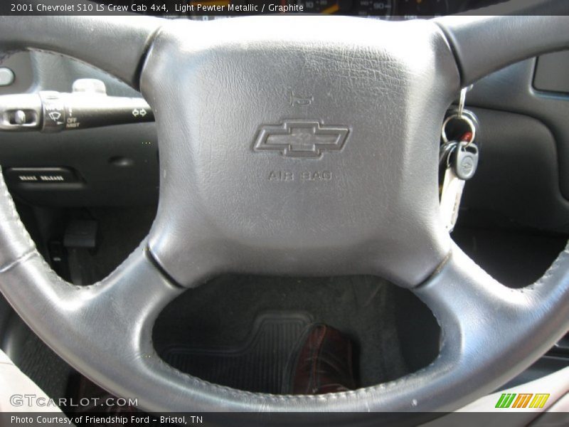 Light Pewter Metallic / Graphite 2001 Chevrolet S10 LS Crew Cab 4x4