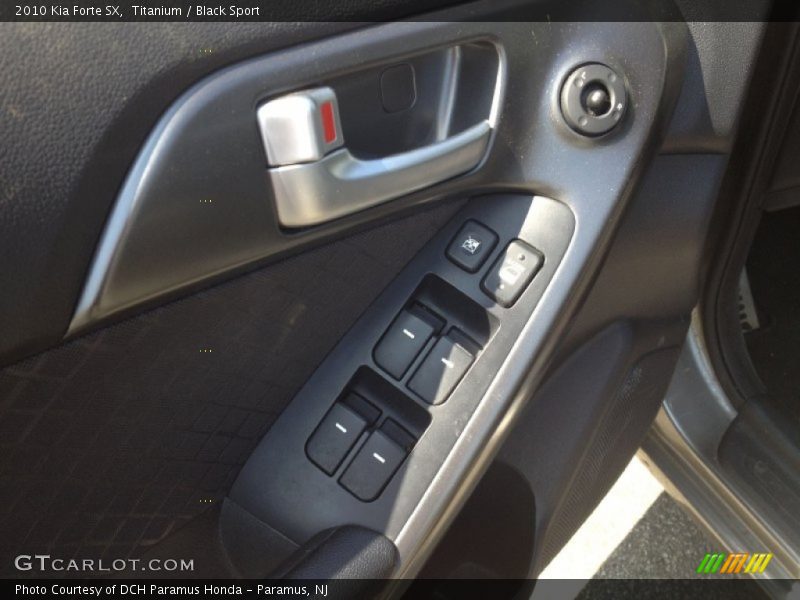 Titanium / Black Sport 2010 Kia Forte SX