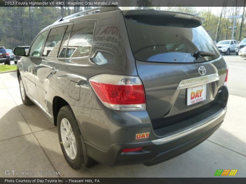 Magnetic Gray Metallic / Ash 2012 Toyota Highlander V6 4WD