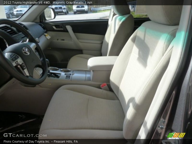 Magnetic Gray Metallic / Ash 2012 Toyota Highlander V6 4WD