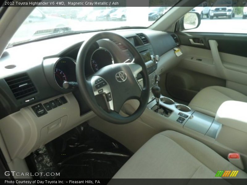 Magnetic Gray Metallic / Ash 2012 Toyota Highlander V6 4WD